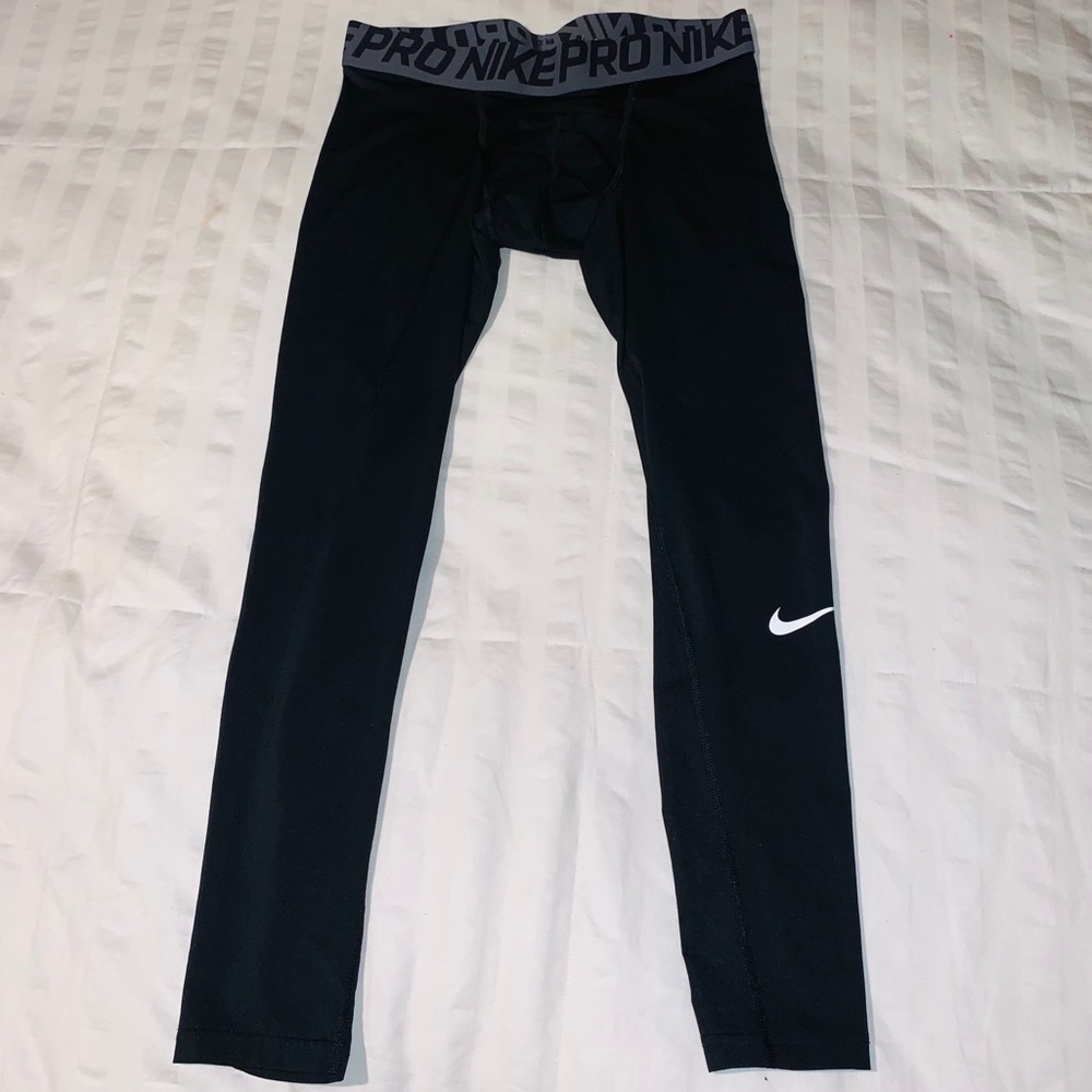 Nike Pro Men’s 3/4 Tights Black, Medium